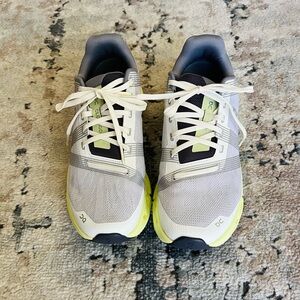 On CloudGo Women’s Shoes